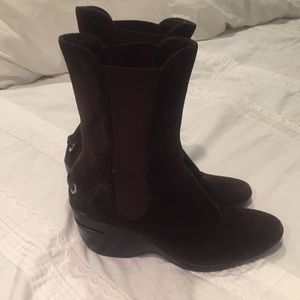 Cole Haan Nike Air suede pull-on boots